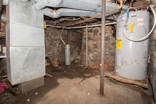 109 E Factory Street, Lagrange, IN 46761