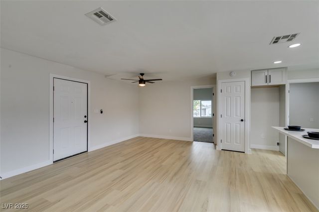 3489 Big Sur Drive, Las Vegas, NV 89122