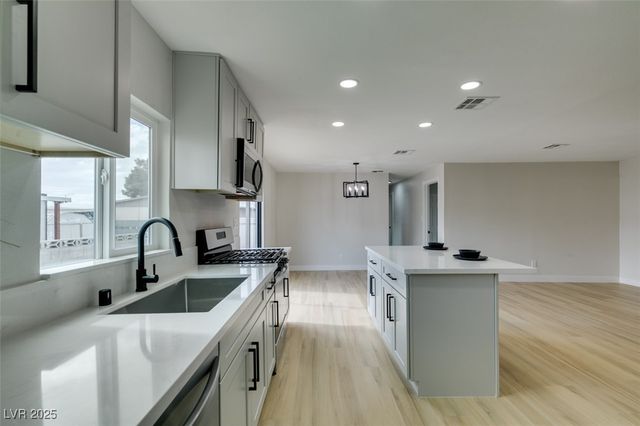 3489 Big Sur Drive, Las Vegas, NV 89122