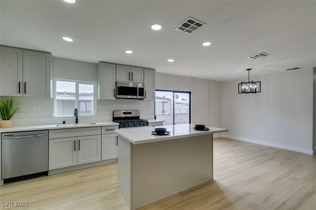 3489 Big Sur Drive, Las Vegas, NV 89122