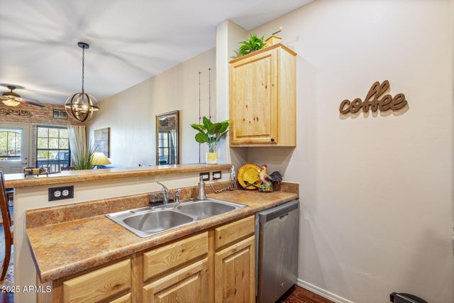 2407 Quarter Horse Trail 131, Overgaard, AZ 85933