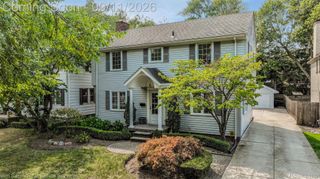 743 Rivard Boulevard, Grosse Pointe, MI 48230