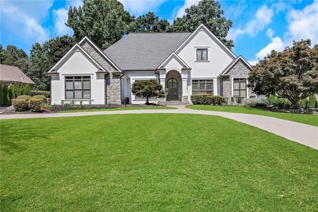 6815 Sunbriar Drive, Cumming, GA 30040