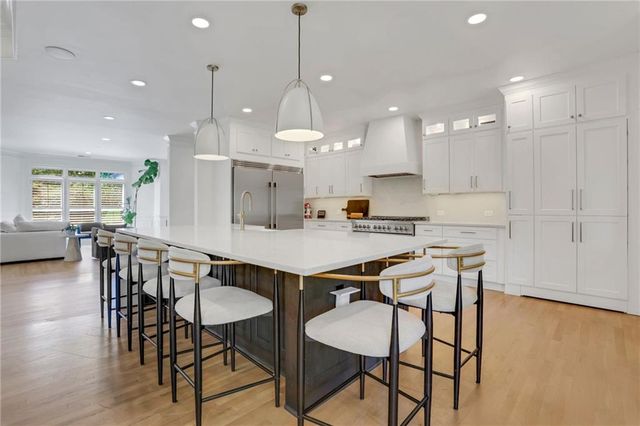 6815 Sunbriar Drive, Cumming, GA 30040