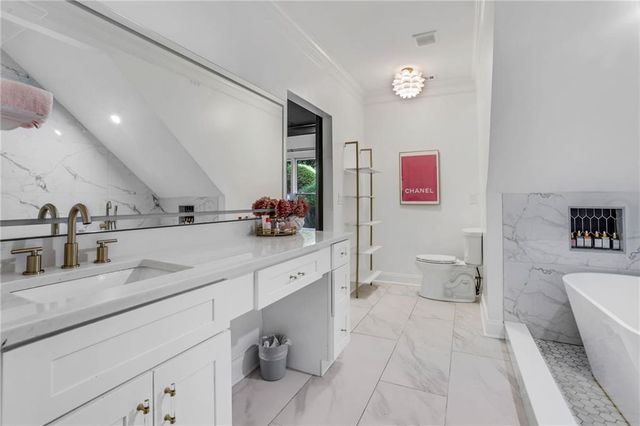 6815 Sunbriar Drive, Cumming, GA 30040