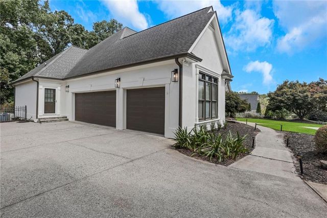 6815 Sunbriar Drive, Cumming, GA 30040