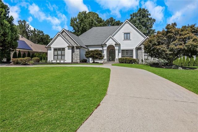 6815 Sunbriar Drive, Cumming, GA 30040