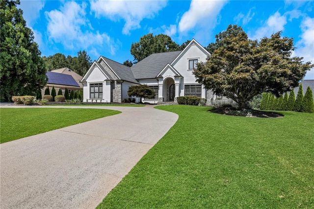 6815 Sunbriar Drive, Cumming, GA 30040