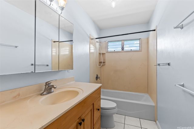 3261 Paliuli Street, Honolulu, HI 96816