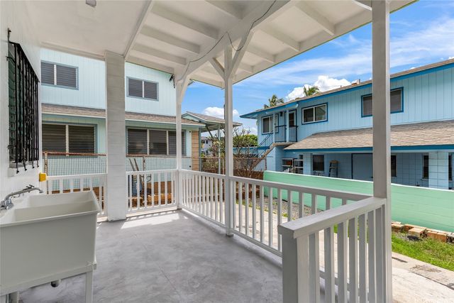 3261 Paliuli Street, Honolulu, HI 96816