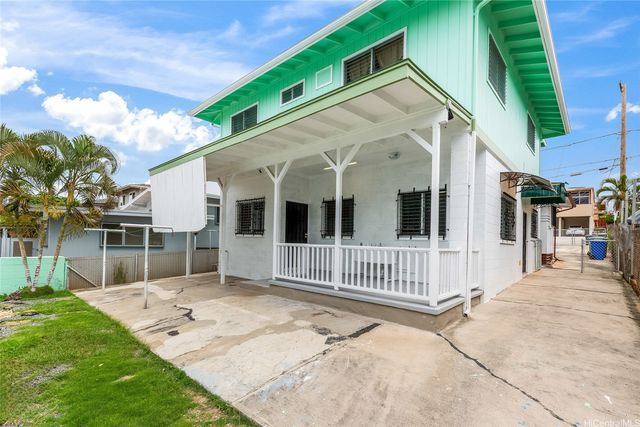 3261 Paliuli Street, Honolulu, HI 96816
