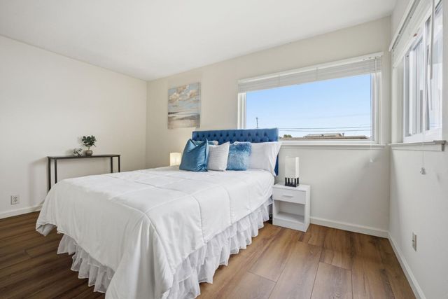 1425 Royal Avenue, San Mateo, CA 94401