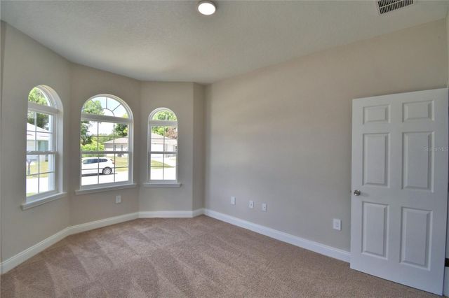 140 1ST STREET, Winter Haven, FL 33880