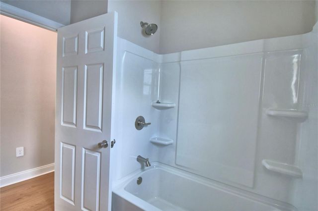 140 1ST STREET, Winter Haven, FL 33880