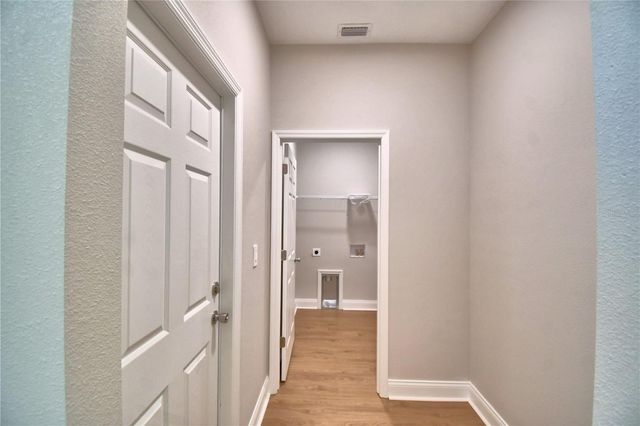 140 1ST STREET, Winter Haven, FL 33880
