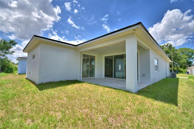 140 1ST STREET, Winter Haven, FL 33880