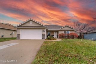5715 CAMDEN CIRCLE, Columbia, MO 65201