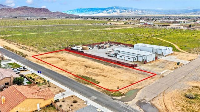 31127212 Valley, Apple Valley, CA 92307