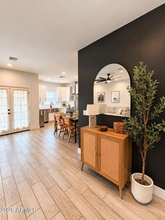 1237 S 15TH Drive, Phoenix, AZ 85007 — photo 2
