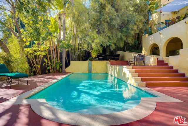4778 Cromwell Avenue, Los Angeles, CA 90027