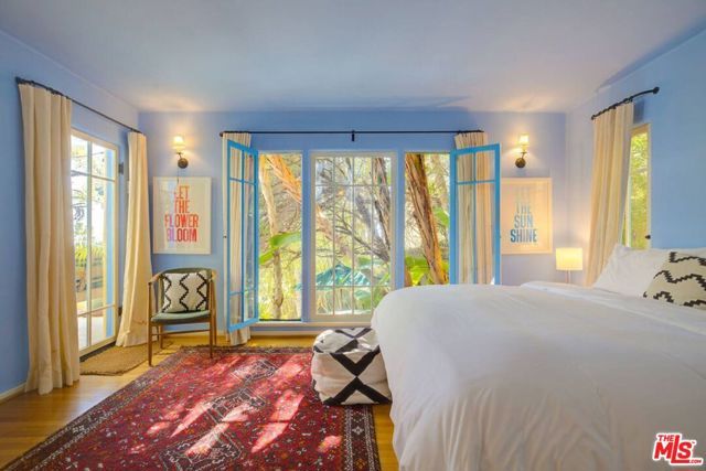 4778 Cromwell Avenue, Los Angeles, CA 90027
