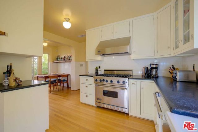 4778 Cromwell Avenue, Los Angeles, CA 90027