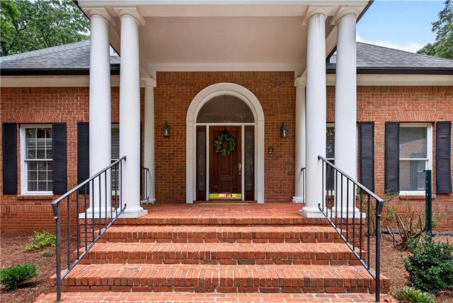 2134 Highway 92 S, Fayetteville, GA 30215