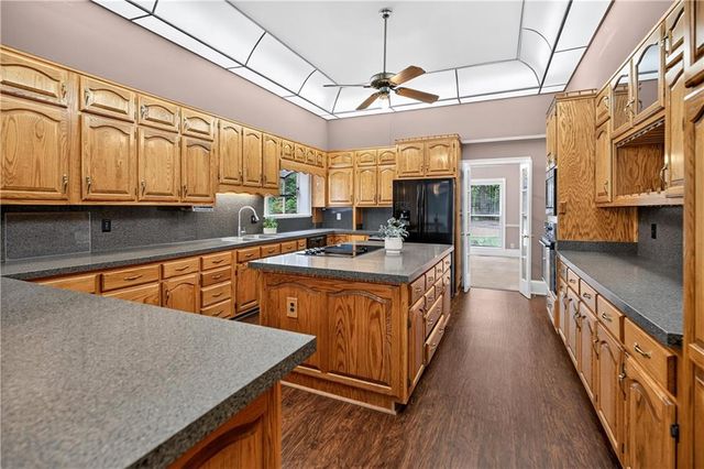 2134 Highway 92 S, Fayetteville, GA 30215