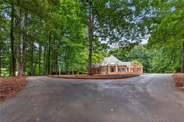 2134 Highway 92 S, Fayetteville, GA 30215