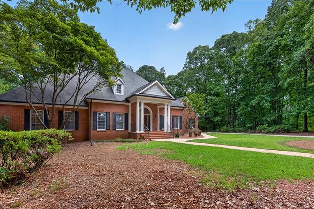 2134 Highway 92 S, Fayetteville, GA 30215