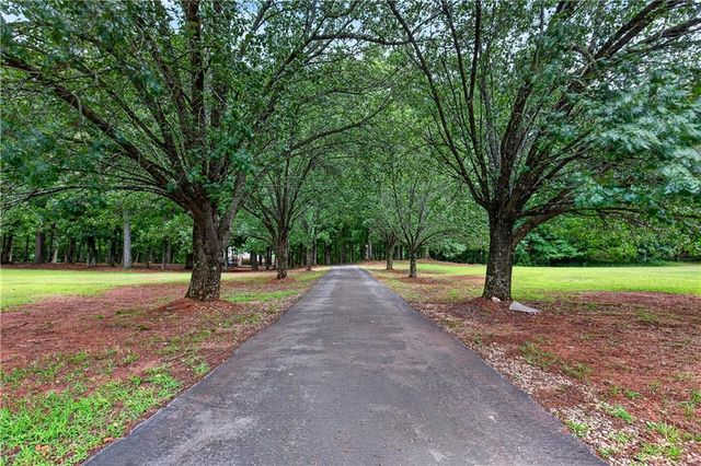 2134 Highway 92 S, Fayetteville, GA 30215