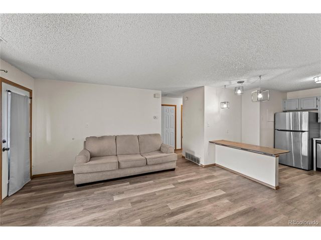 4315 Hawks Lookout Ln, Colorado Springs, CO 80916