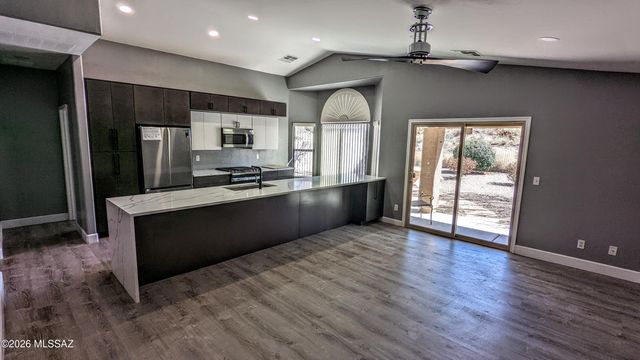 39625 S Old Arena Drive, Tucson, AZ 85739