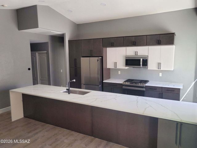 39625 S Old Arena Drive, Tucson, AZ 85739