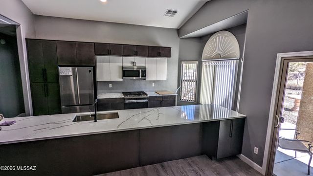 39625 S Old Arena Drive, Tucson, AZ 85739