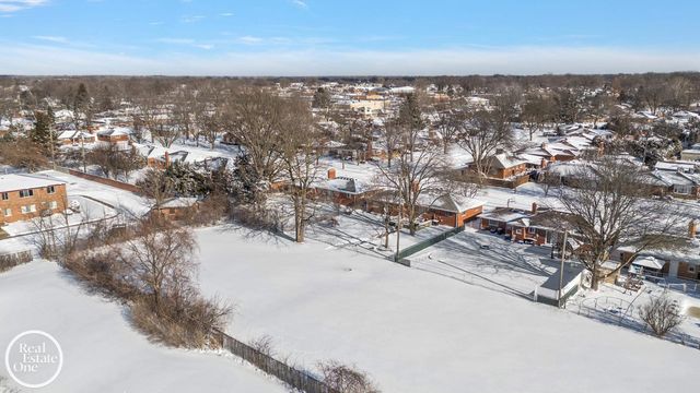 30615 Champine Street, St Clair Shores, MI 48082