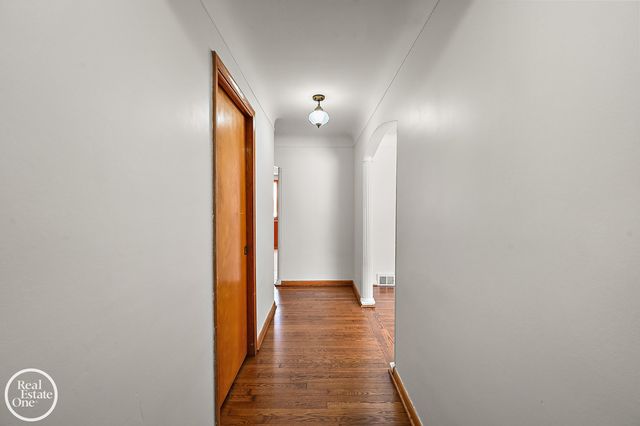 30615 Champine Street, St Clair Shores, MI 48082