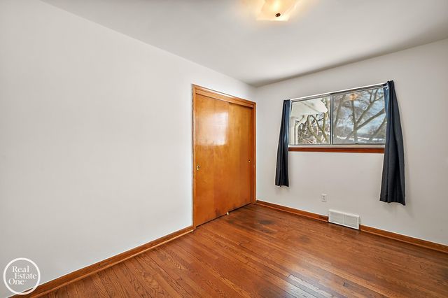 30615 Champine Street, St Clair Shores, MI 48082