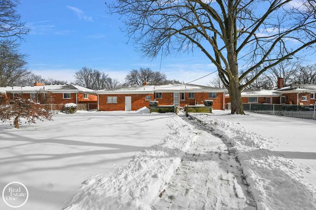 30615 Champine Street, St Clair Shores, MI 48082
