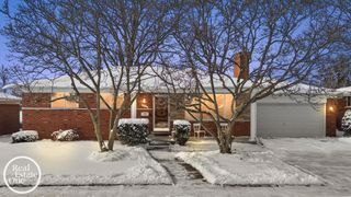 30615 Champine Street, St Clair Shores, MI 48082