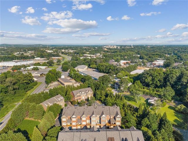 571 Parkside Village Way NW, Marietta, GA 30060