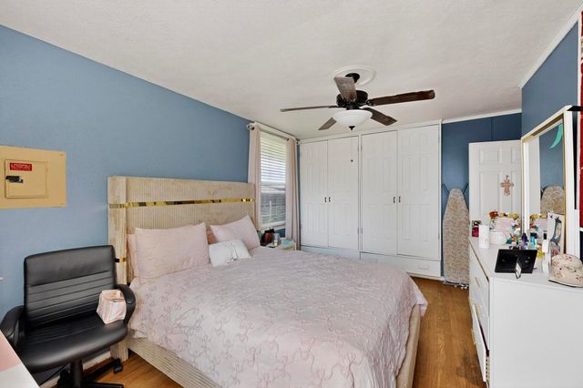 701 Hillcrest Drive, Arlington, TX 76010