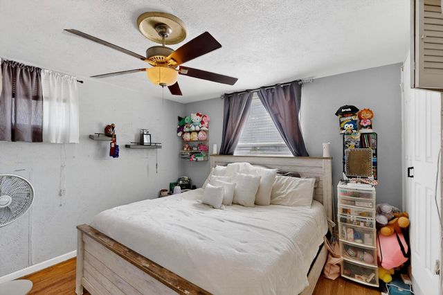 701 Hillcrest Drive, Arlington, TX 76010