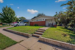 701 Hillcrest Drive, Arlington, TX 76010