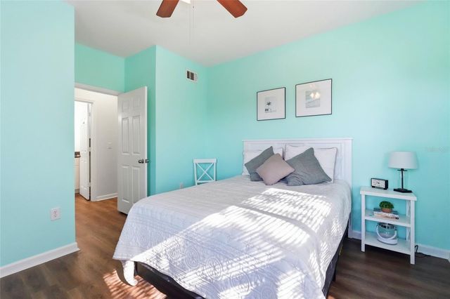 4802 51ST STREET W 117, Bradenton, FL 34210