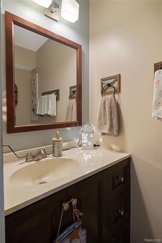 40341 Worthington Court, Canton, MI 48188