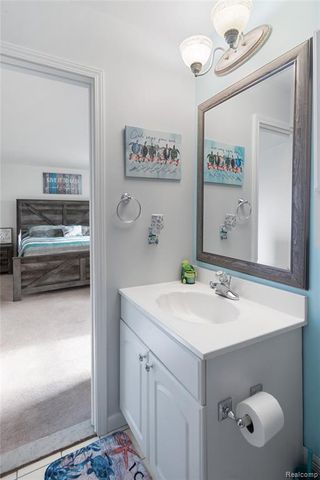 40341 Worthington Court, Canton, MI 48188