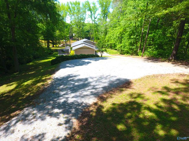 12443 Beech Fork Lane, Athens, AL 35611