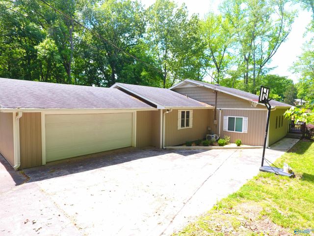 12443 Beech Fork Lane, Athens, AL 35611