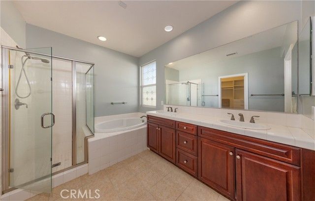 31829 Oak Wood Circle, Yucaipa, CA 92399